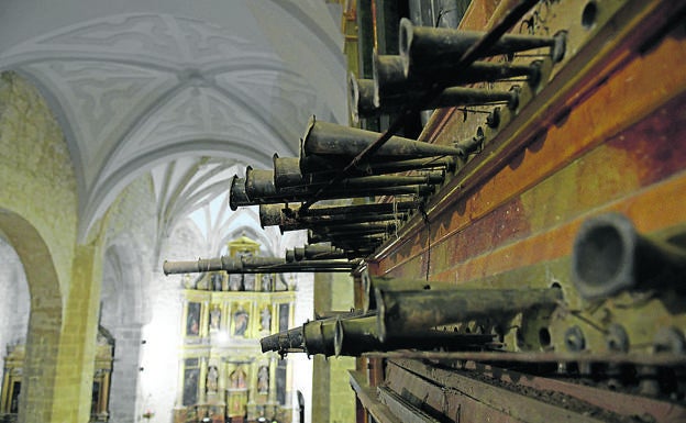 Órgano en la iglesia de Santa Cecilia.