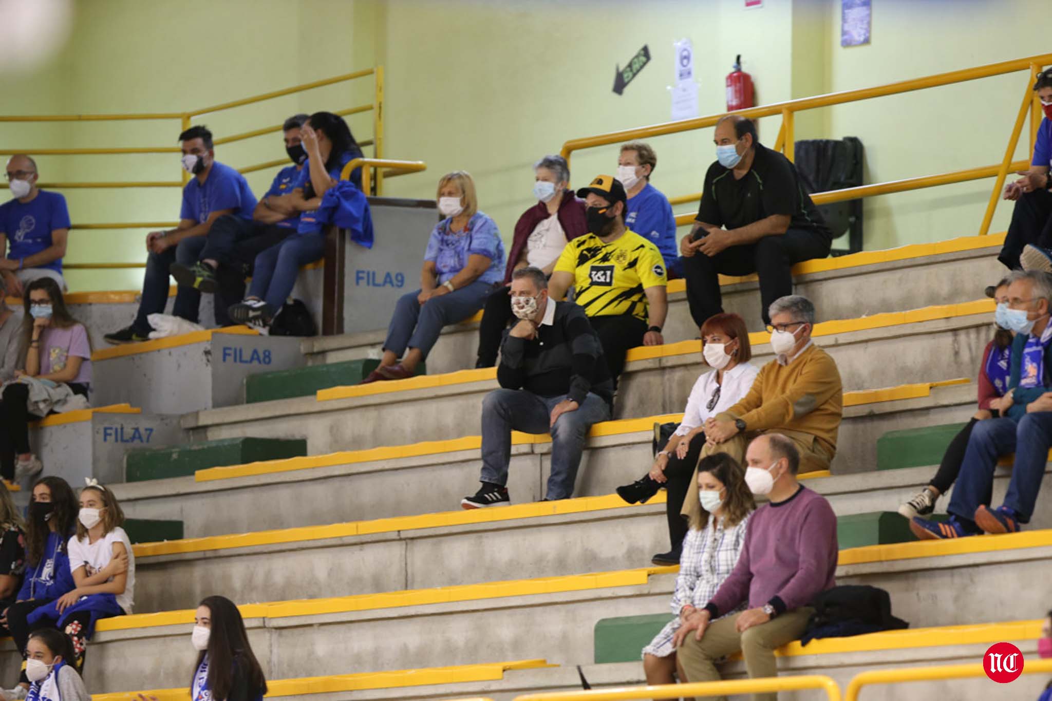 Aficionados del CB Perfumerías Avenida