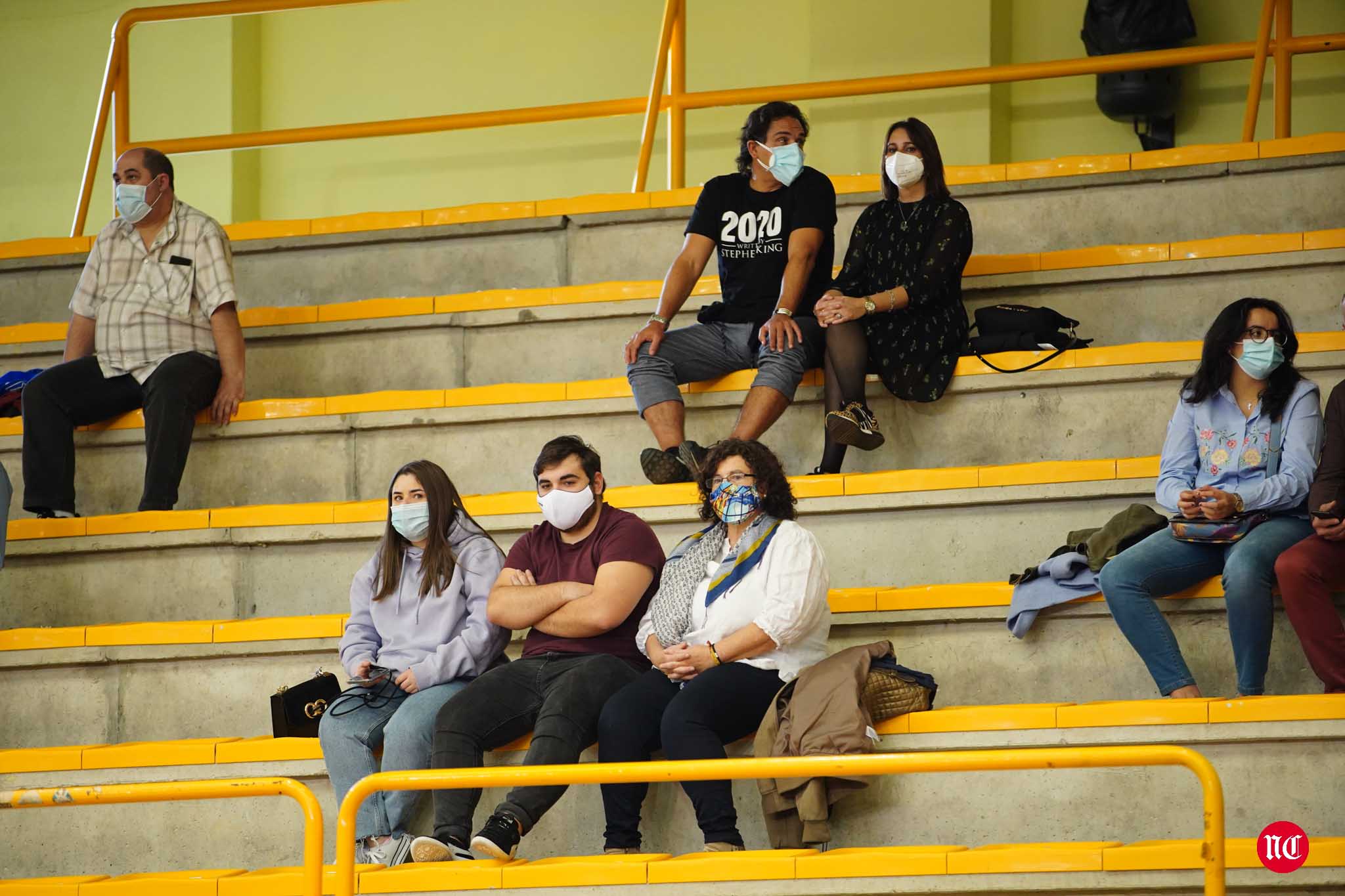 Aficionados del CB Perfumerías Avenida