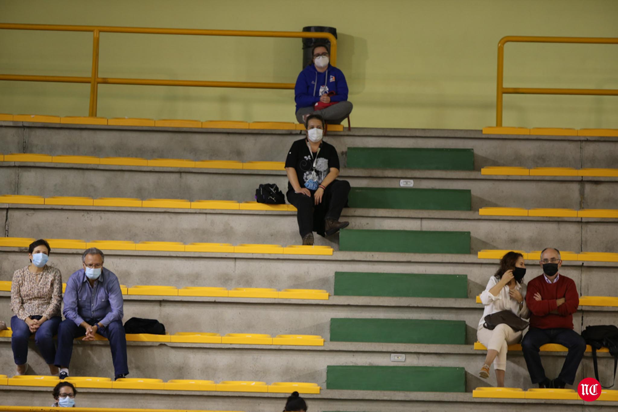 Aficionados del CB Perfumerías Avenida