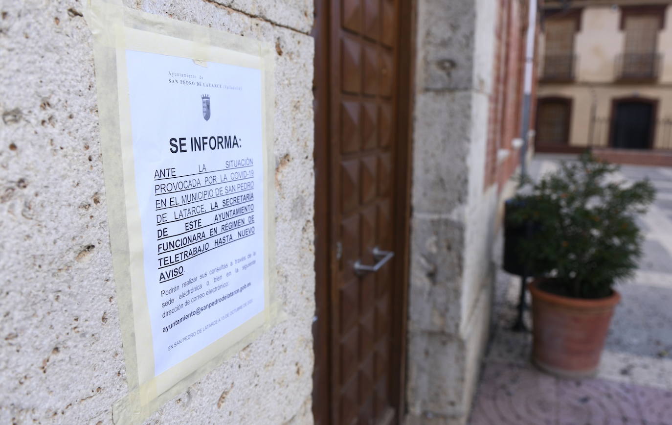 La Consejería de Sanidad ha decretado medidas específicas preventivas en relación con el contacto social en el municipio vallisoletano, durante los próximos 14 días se restringe la salida y entrada de la localidad salvo en el caso de aquellos desplazamientos, adecuadamente justificados