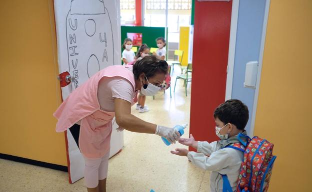 La Junta pone 39 nuevas aulas en cuarentena por covid-19 en todas las provincias de Castilla y León