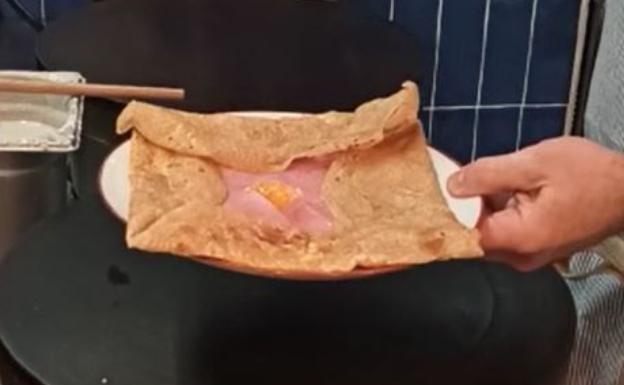 Galette de jamón de york, queso y huevo