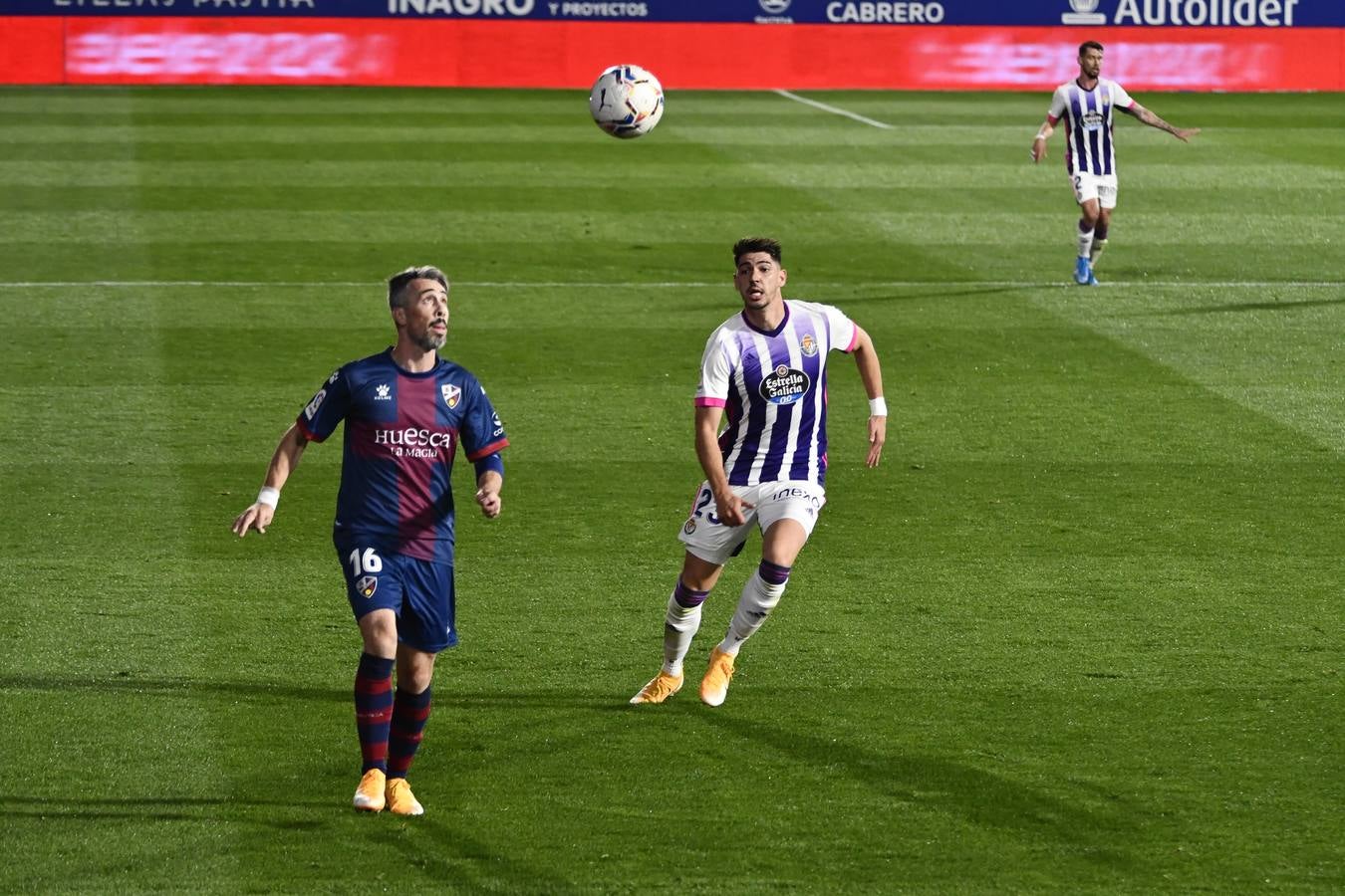 Fotos: EMpate del Real Valladolid en Huesca (2-2)
