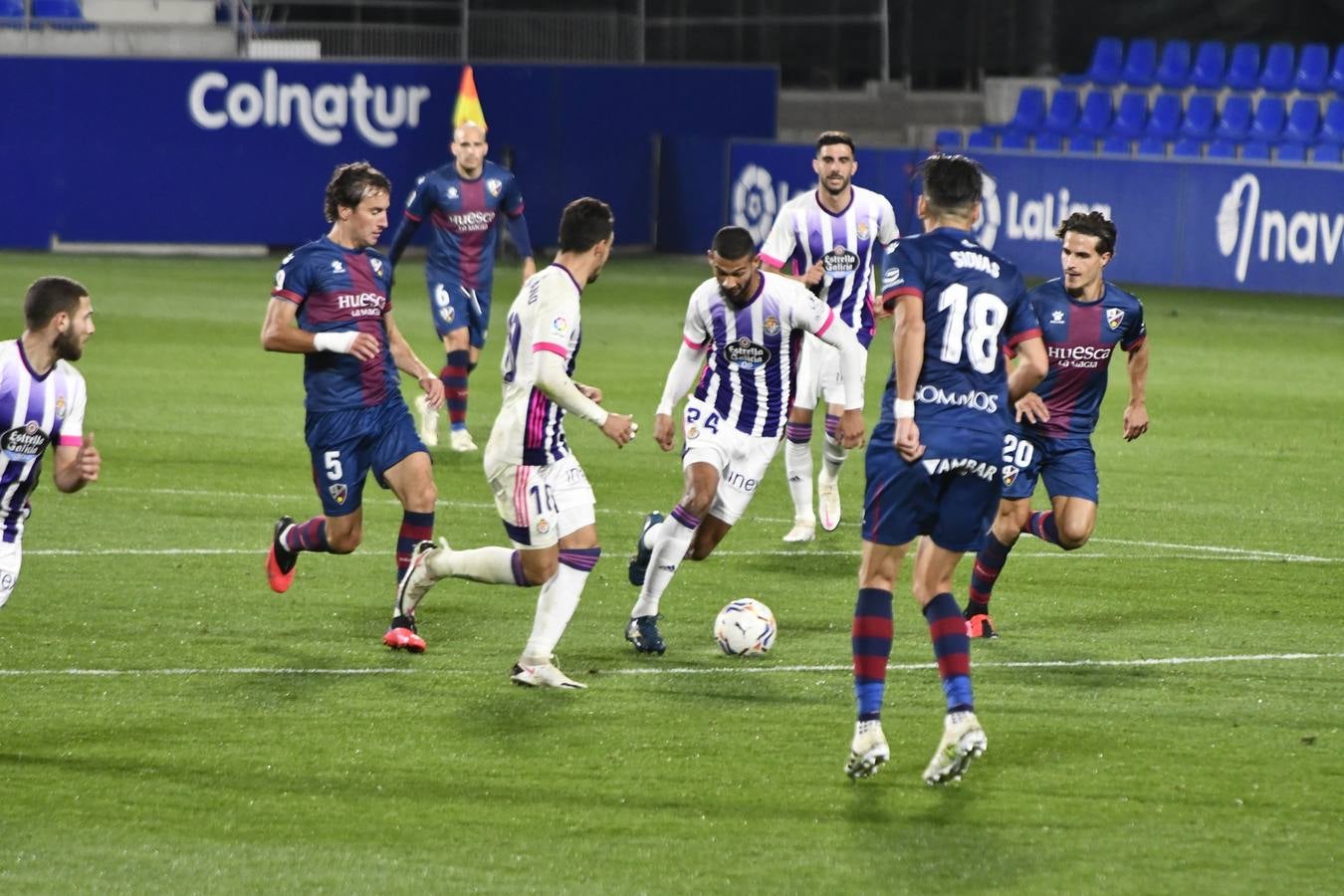 Fotos: EMpate del Real Valladolid en Huesca (2-2)