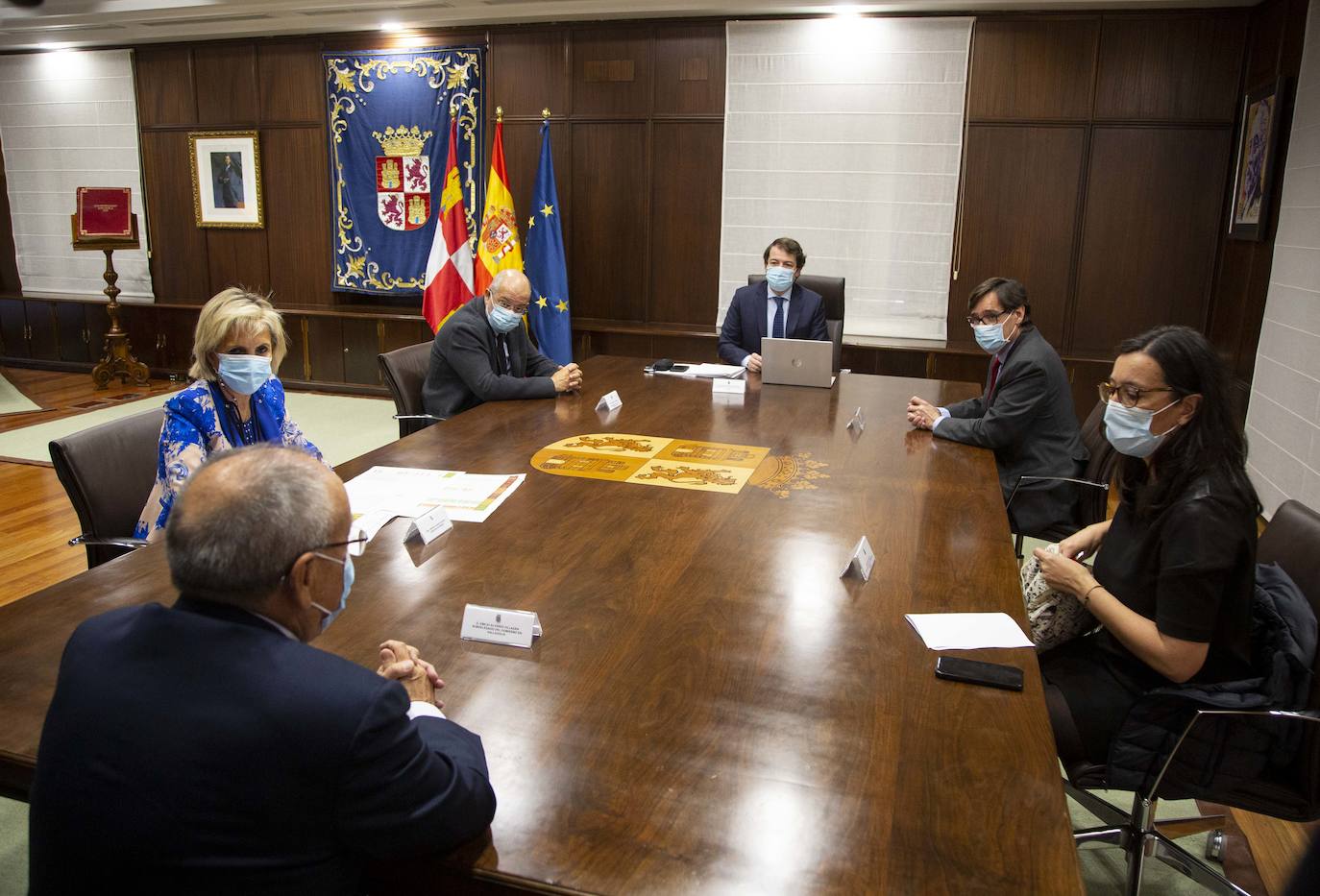 Salvador Illa ha tenido un encuentro con Alfonso Fernández Mañueco y Francisco Iega. 