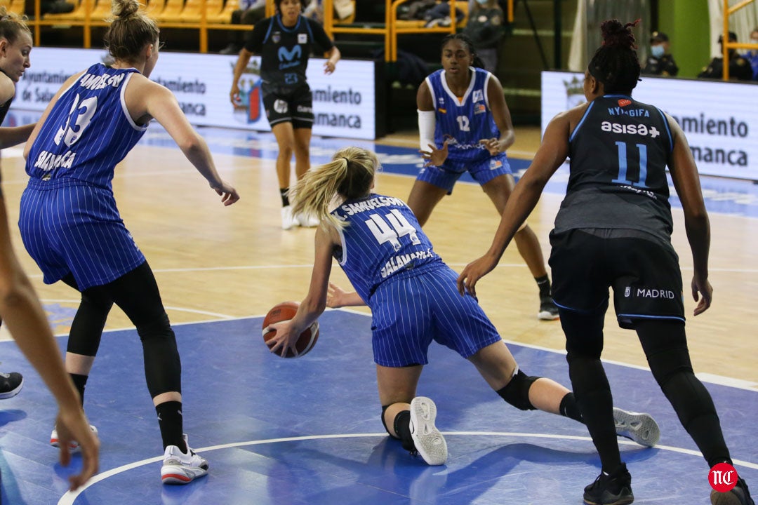 Perfumerías Avenida - Estudiantes 