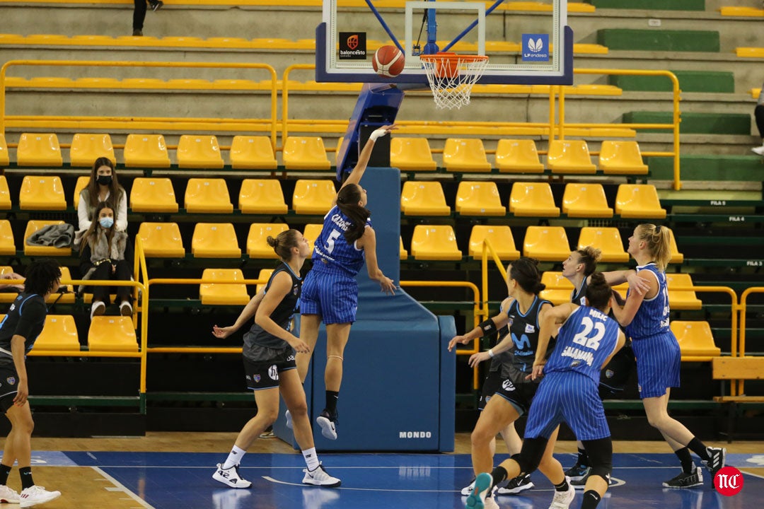 Perfumerías Avenida - Estudiantes 