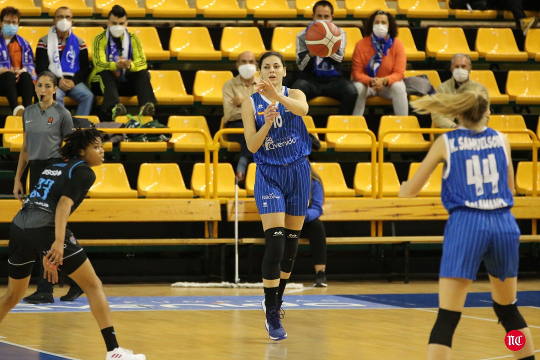 Perfumerías Avenida - Estudiantes 