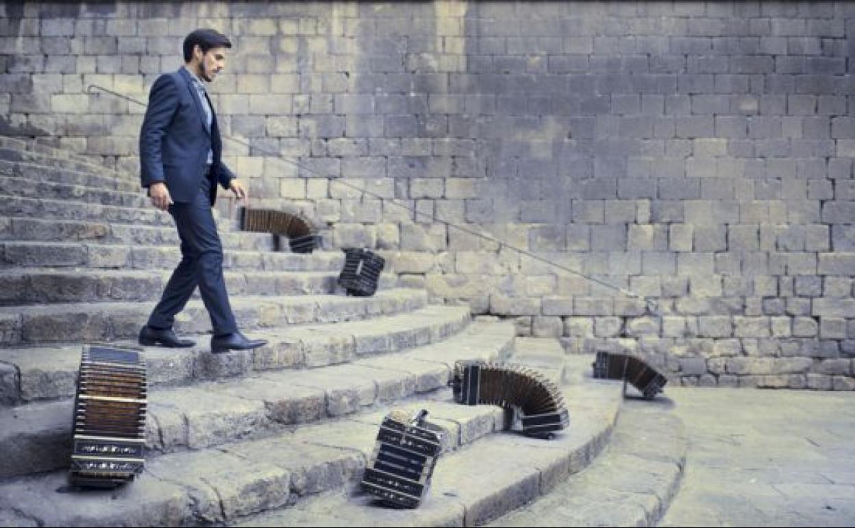 El pianista y bandoneonista Claudio Constantini..