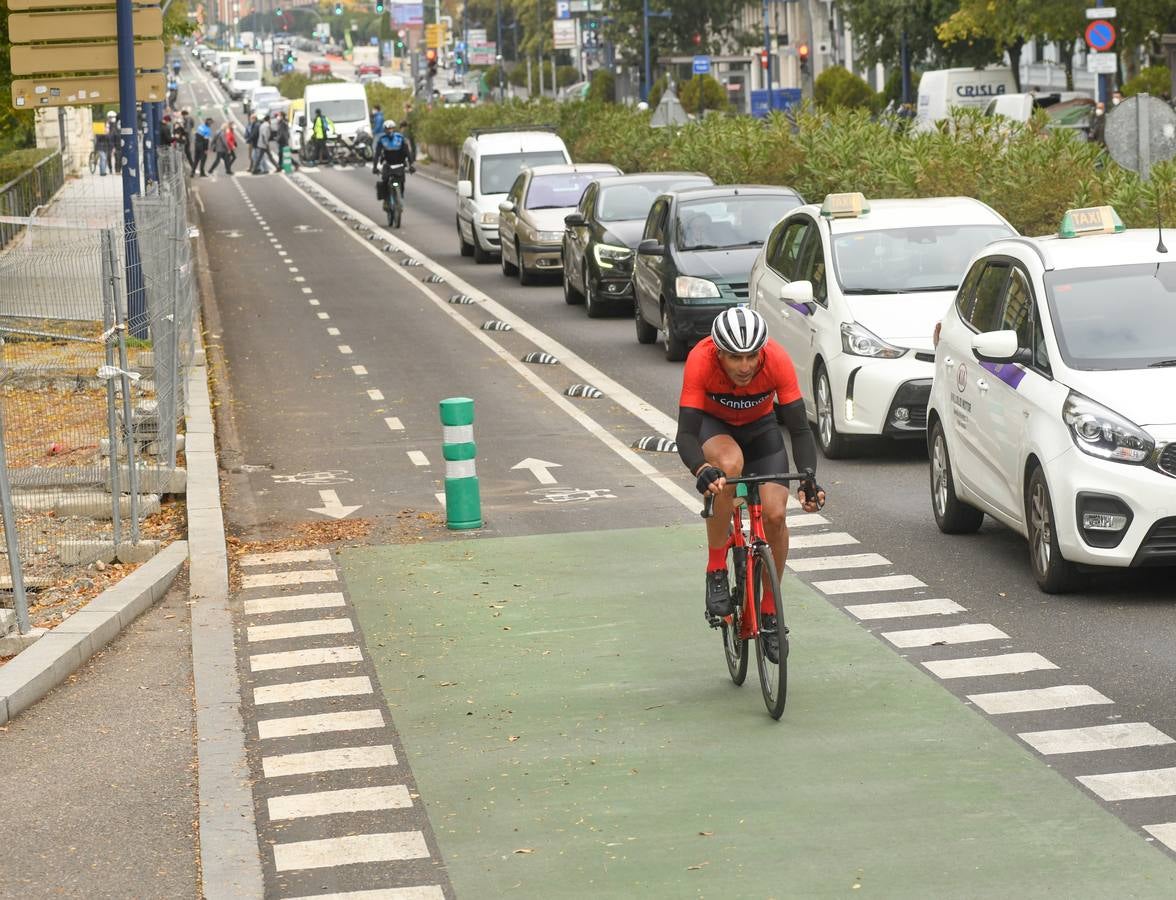 Fotos: &#039;Desafío Santander&#039; por las calles de Valladolid