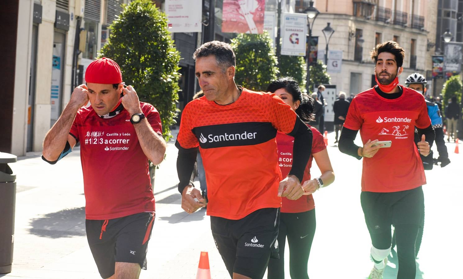 Fotos: &#039;Desafío Santander&#039; por las calles de Valladolid