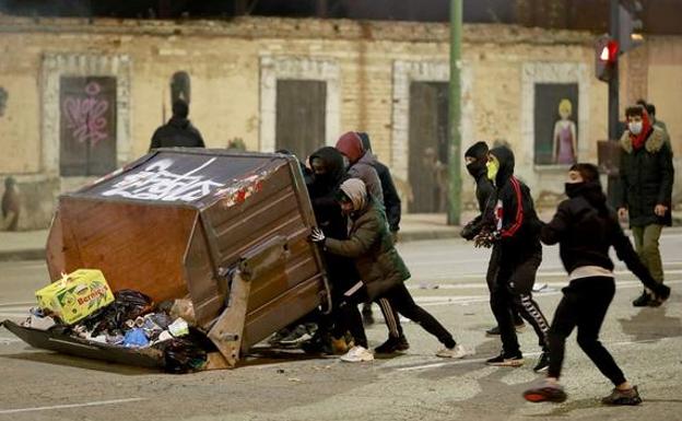 Disturbios en Burgos en contra del confinamiento y las restricciones por la covid 