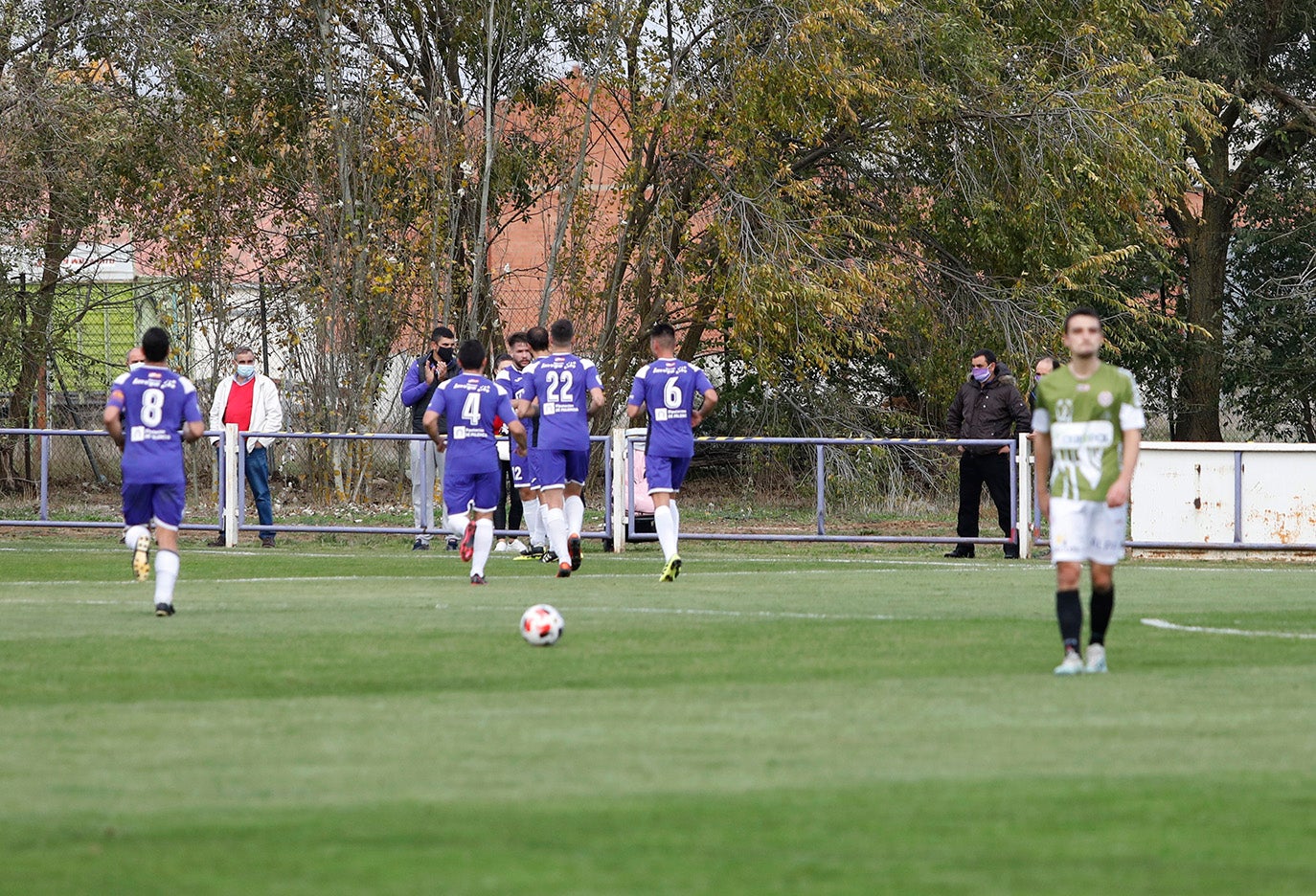 El Palencia Cristo Atlético gana el primer derbi de la temporada.