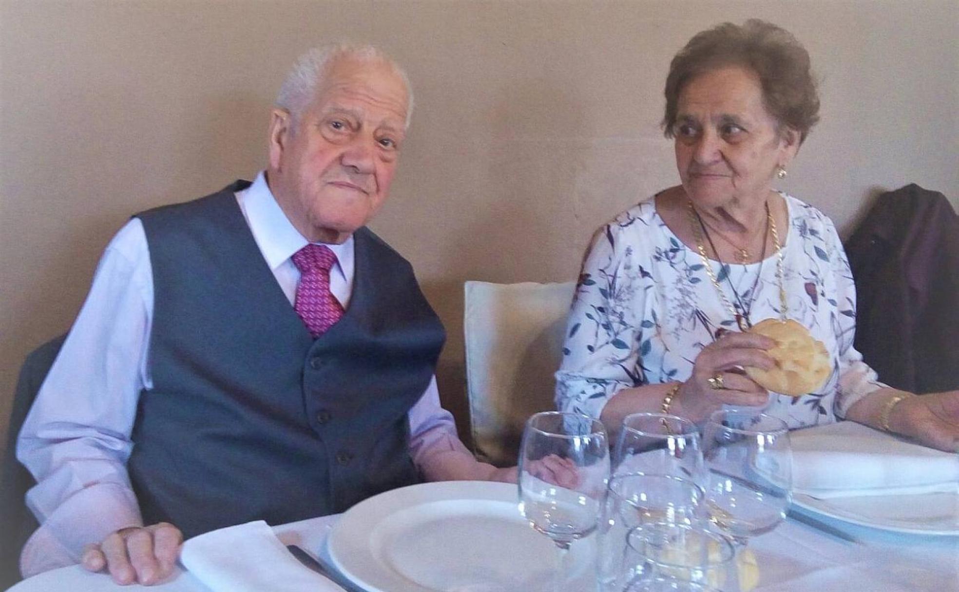 Frutos Santiago, de 87 años, y Amparo Esteban, de 86, fallecieron víctimas de la covid con tan solo doce días de diferencia. 