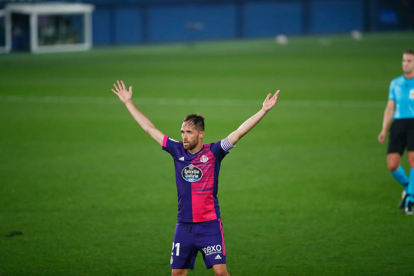 El Real Valladolid pierde por dos goles a cero contra el Villarreal. 