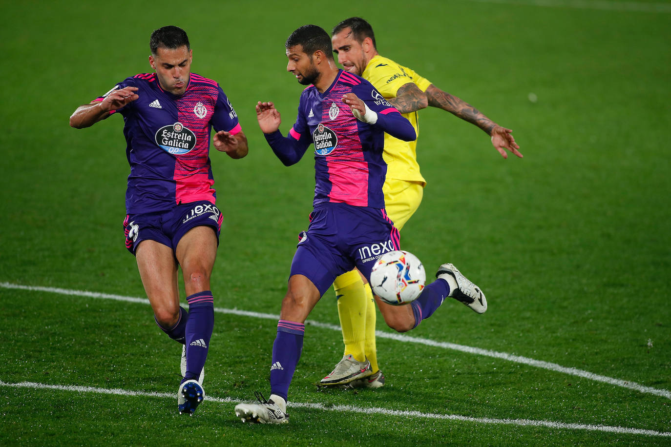 El Real Valladolid pierde por dos goles a cero contra el Villarreal. 