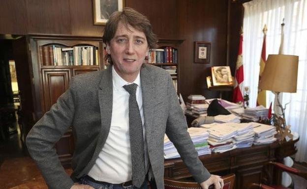 Carlos Martínez: «Insto a la Junta a que movilice recursos que palien los cierres por las nuevas medidas»