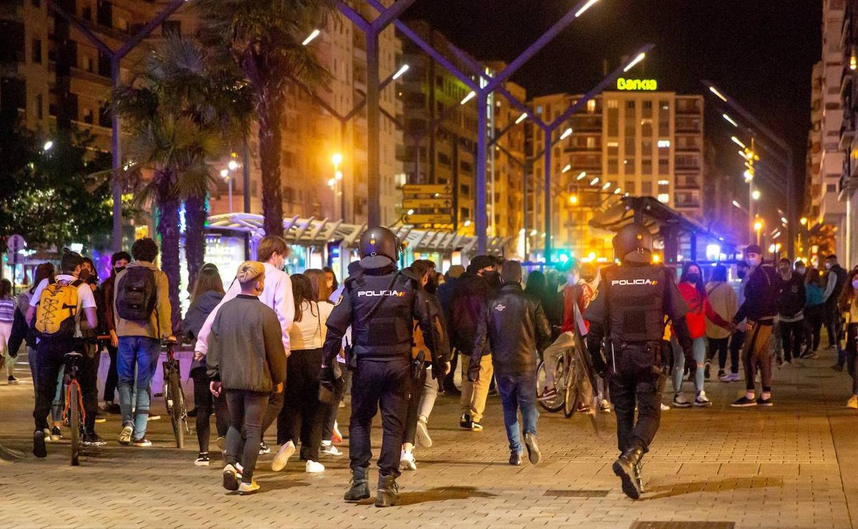 Disturbios en Logroño en las protestas contra las medidas para evitar contagios.