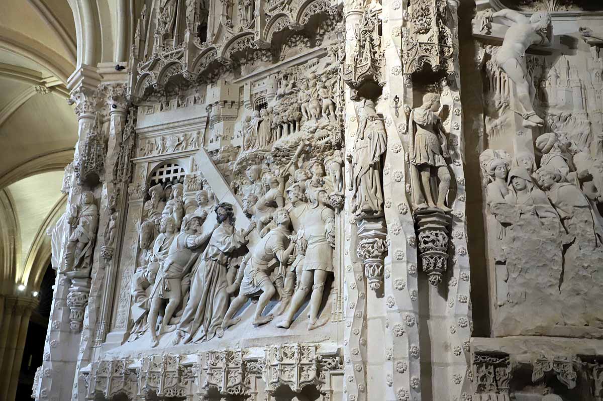 Fotos: Los relieves de Felipe Vigarny lucen renovados en la Catedral de Burgos