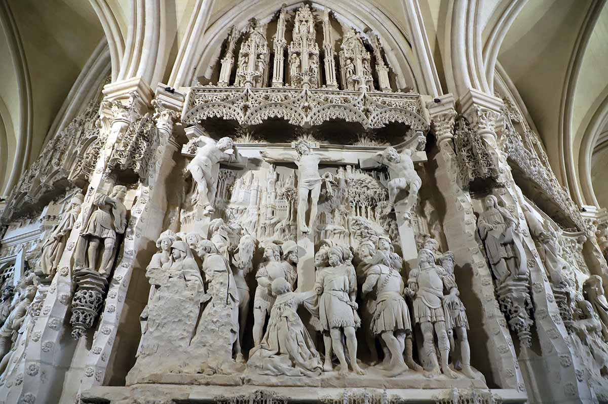 Fotos: Los relieves de Felipe Vigarny lucen renovados en la Catedral de Burgos