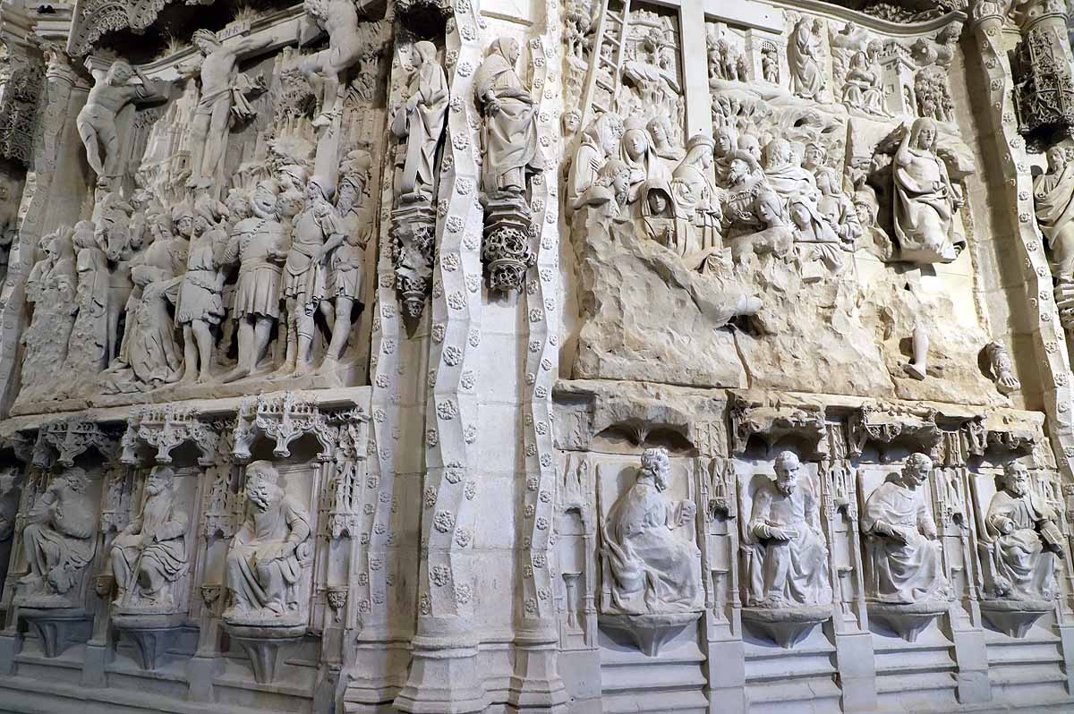 Fotos: Los relieves de Felipe Vigarny lucen renovados en la Catedral de Burgos