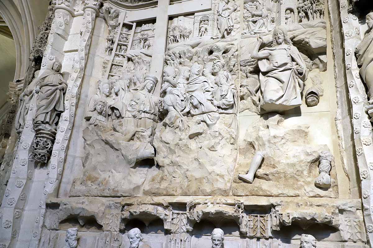 Fotos: Los relieves de Felipe Vigarny lucen renovados en la Catedral de Burgos