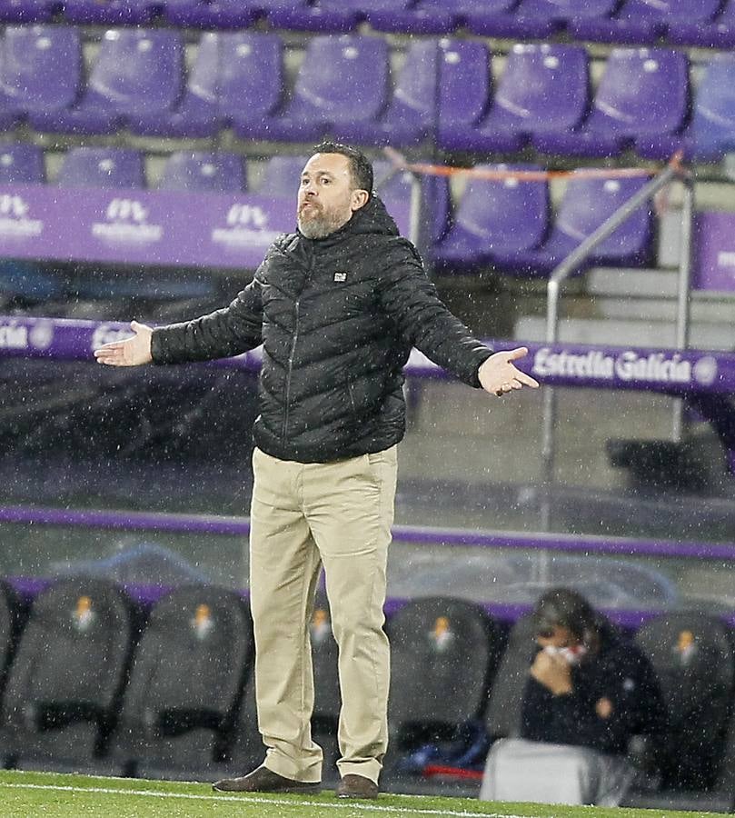 Fotos: Primera victoria de la temporada del Real Valladolid ante el Athletic