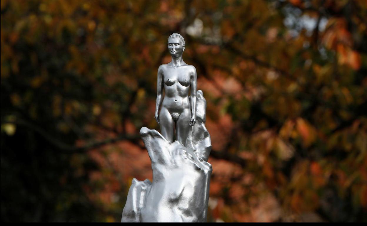 Escultura dedicada a Mary Wollstonecraft en Londres.