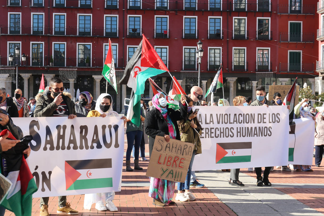 Fotos: Valladolid sale a la calle en contra de la ruptura del alto el fuego en el Sahara Occidental