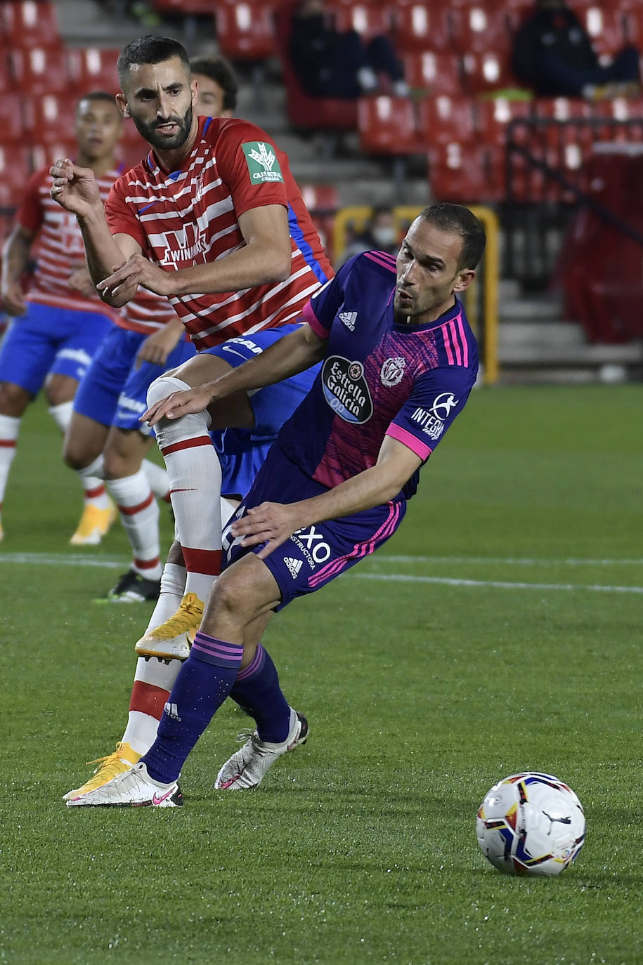 Segunda victoria consecutiva del Pucela que abandona los puestos de descenso. 