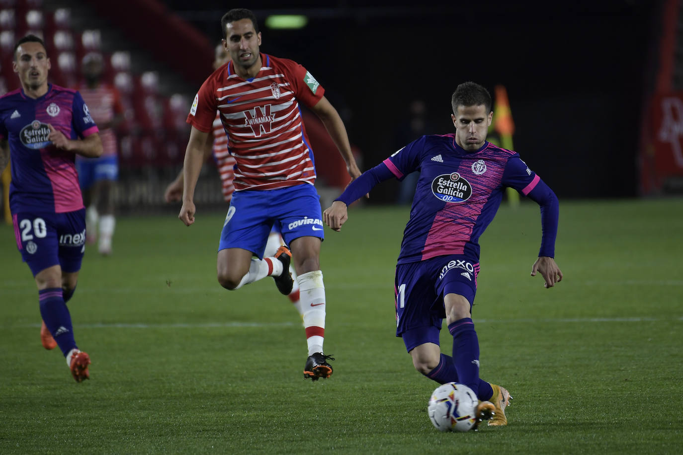 Segunda victoria consecutiva del Pucela que abandona los puestos de descenso. 