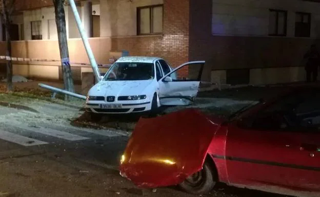 Fallece un conductor tras una colisión entre dos vehículos en la avenida Miguel Ángel Blanco de Valladolid 