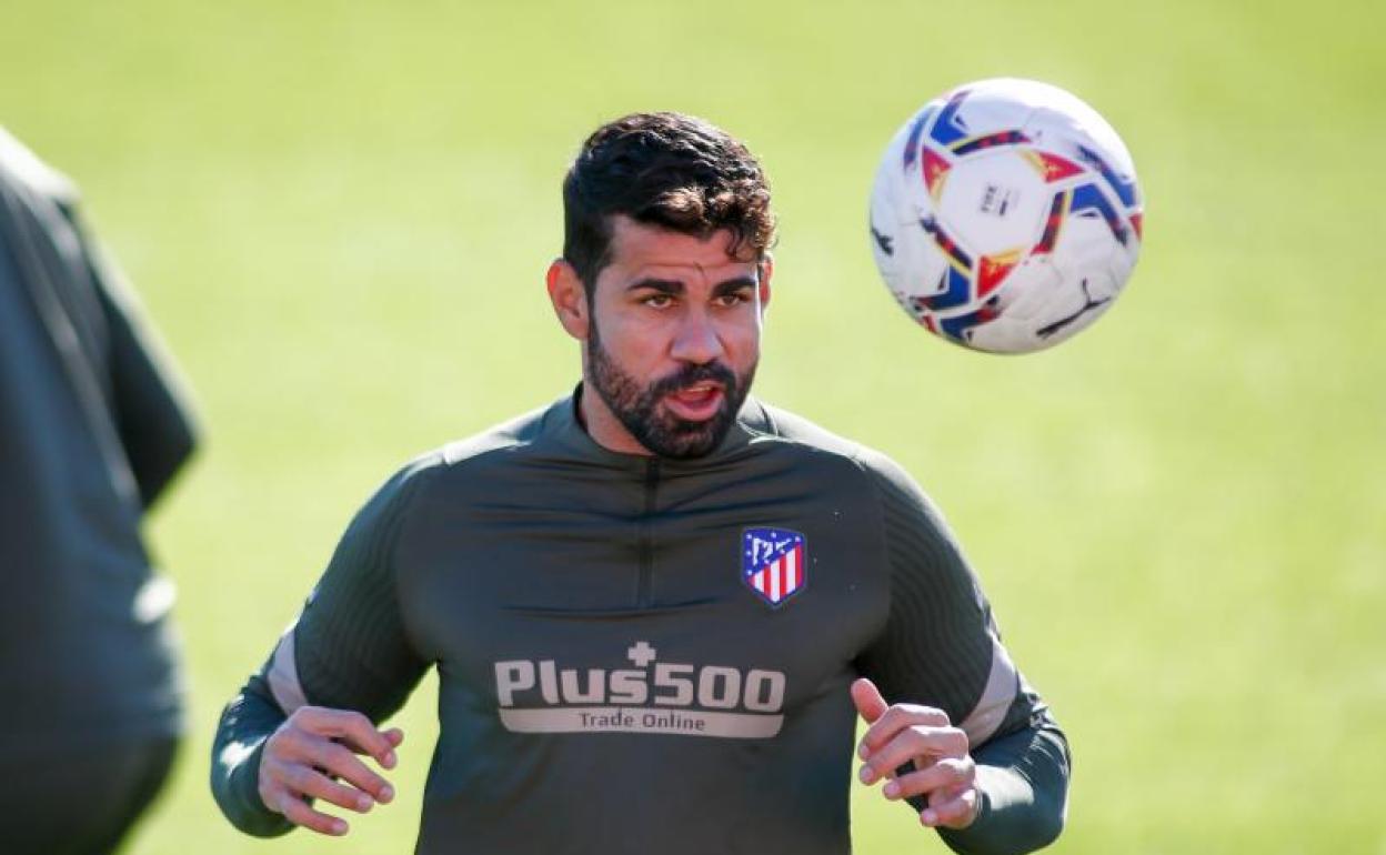 Diego Costa, durante un entrenamiento con el Atlético. 