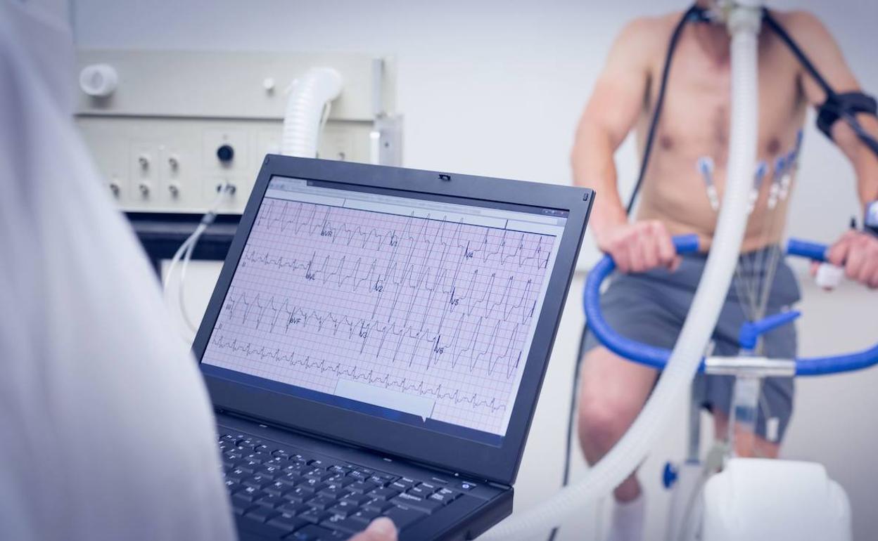 Coronavirus: La visión internacional de la covid-19: ejercitarse con mascarilla no afecta al rendimiento, según dos estudios