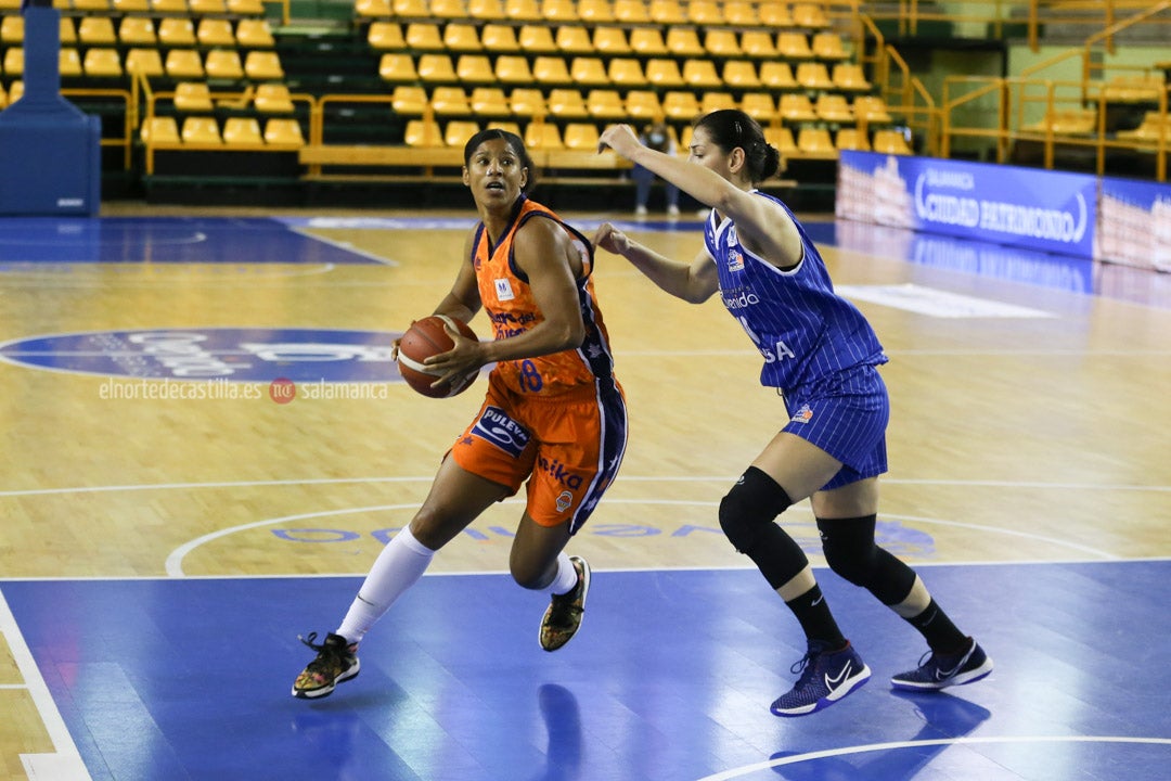 Perfumerías Avenida - Valencia Basket