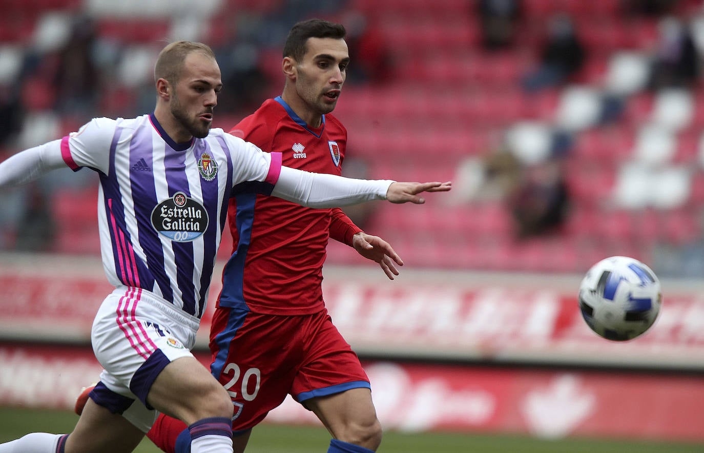 Fotos: Numancia y Real Valladolid Promesas se reparten los puntos 2-2