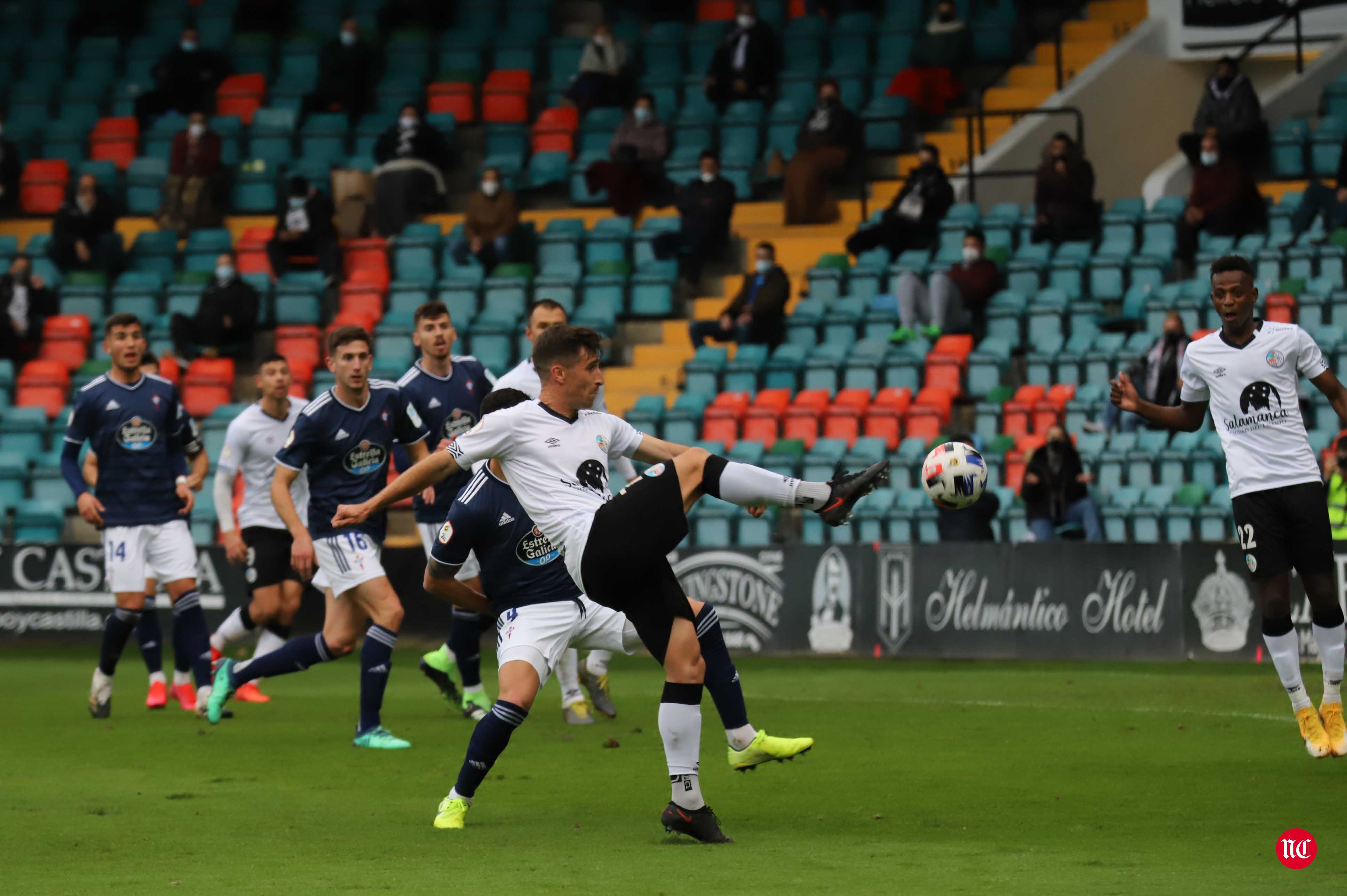 Fotos: El Salamanca UDS goleado ante el Celta B (0-3)