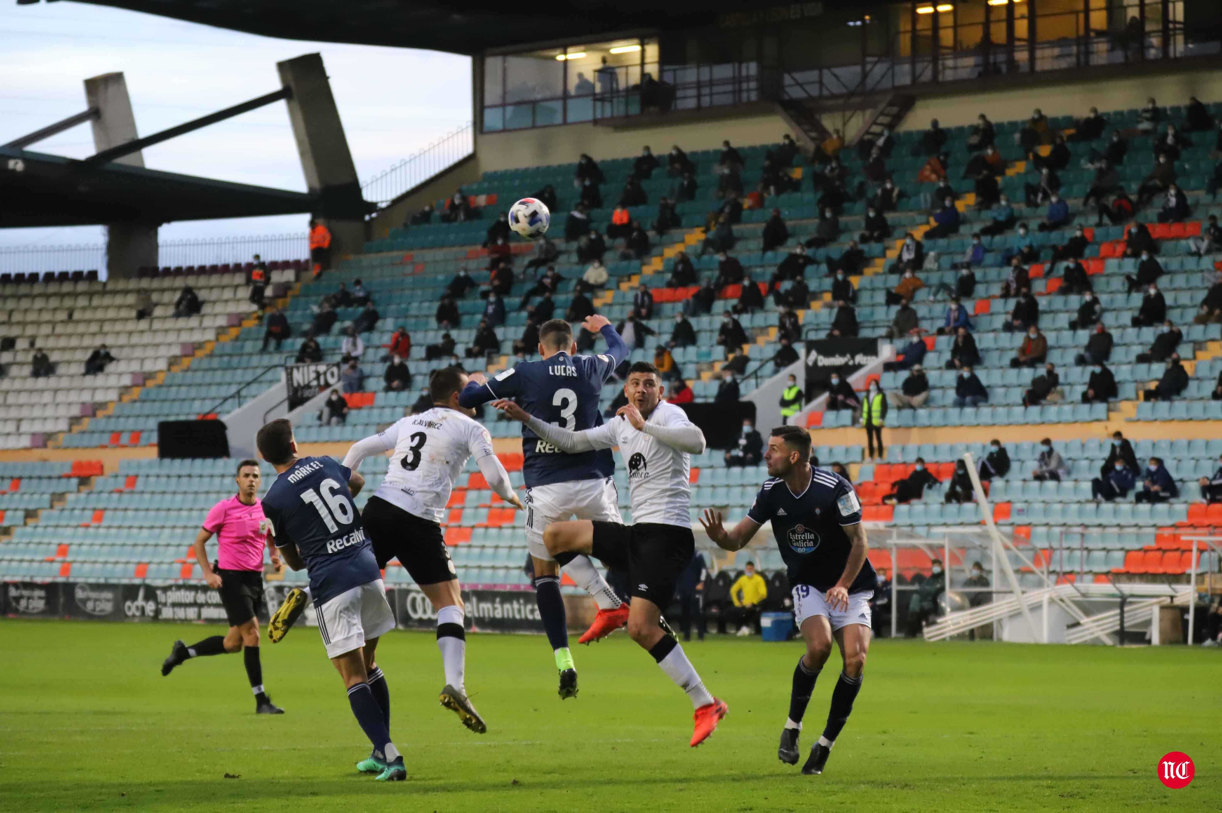 Fotos: El Salamanca UDS goleado ante el Celta B (0-3)