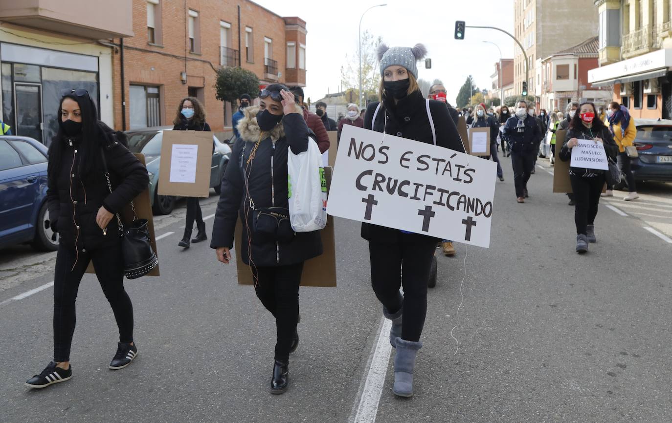 Fotos: Protesta de los autónomos en Venta de Baños, Palencia