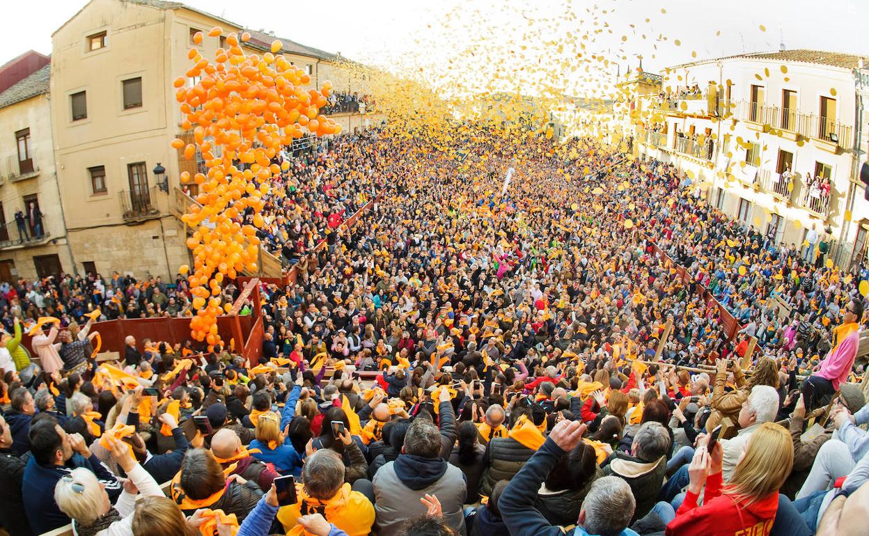 Imagen del tradicional campanazo del Carnaval del Toro, que no podrá celebrarse en 2021.