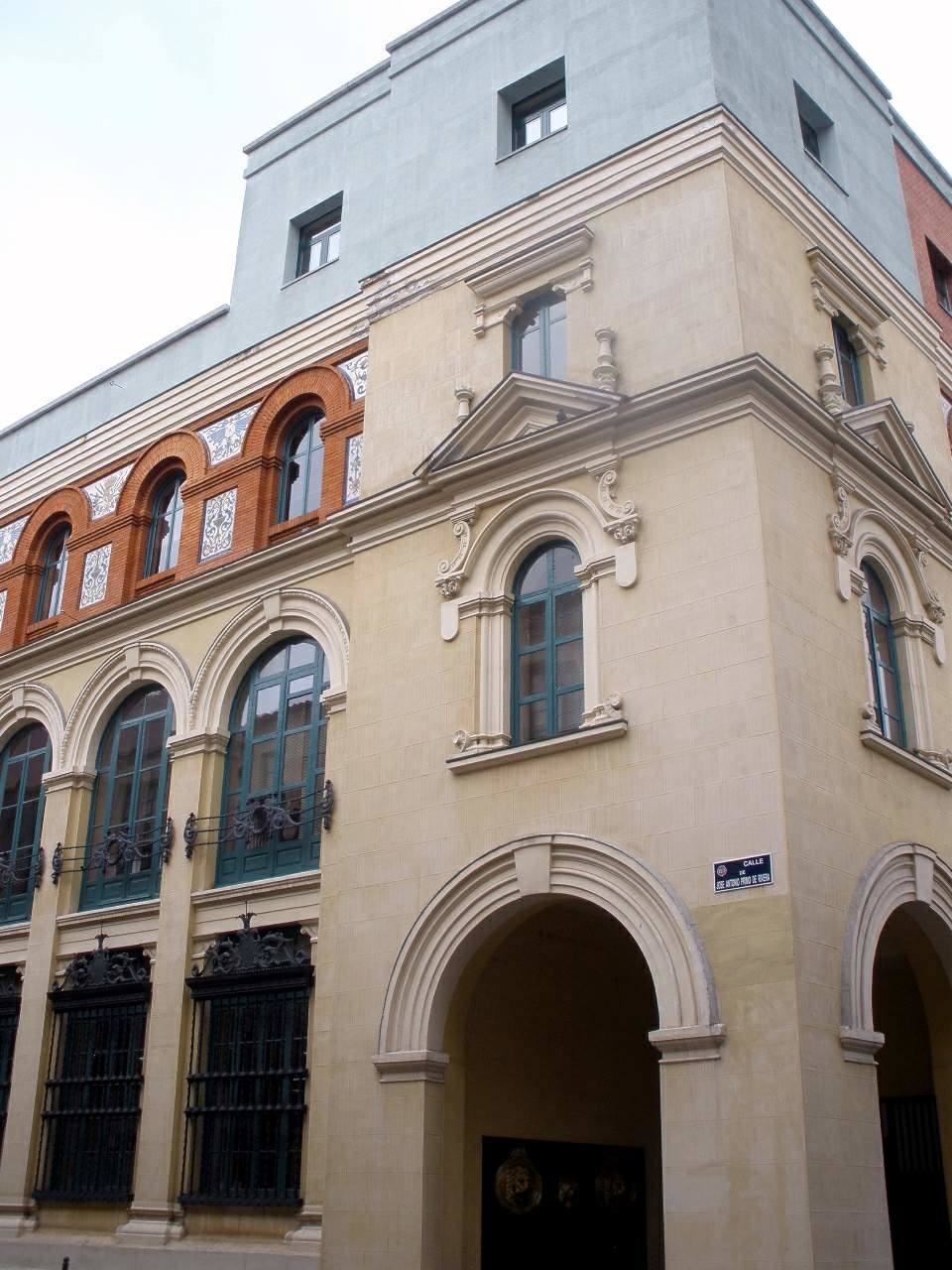 Fachada exterior del Palacio de Correos.