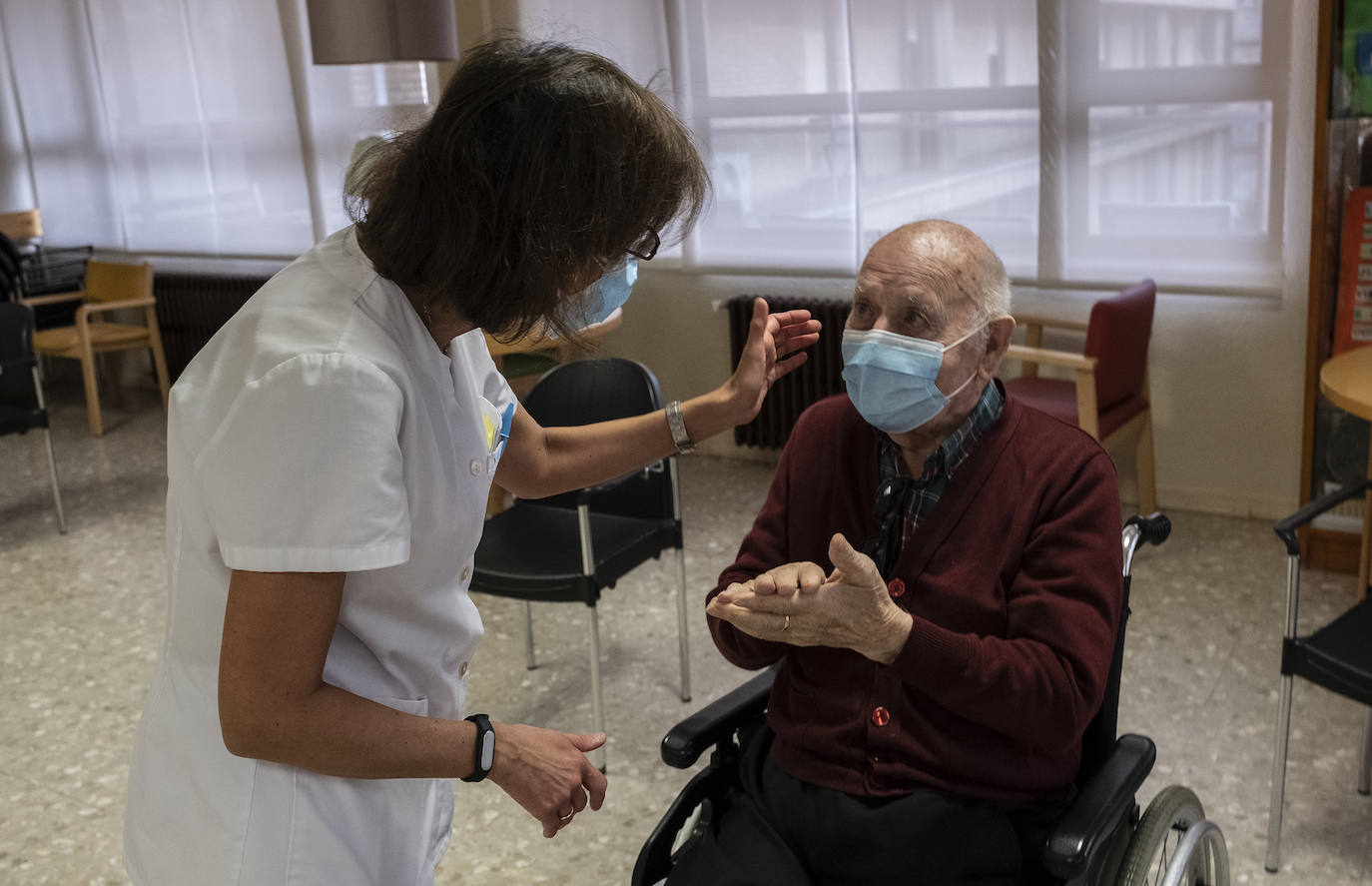 Fotos: Así se vive en la Residencia Cardenal Marcelo tras nueve meses de pandemia de coronavirus