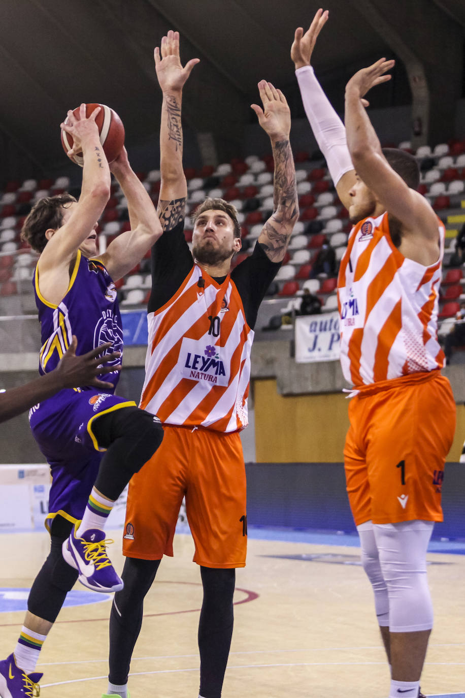 Los palentinos siguen sin ganar a domicilio esta temporada.