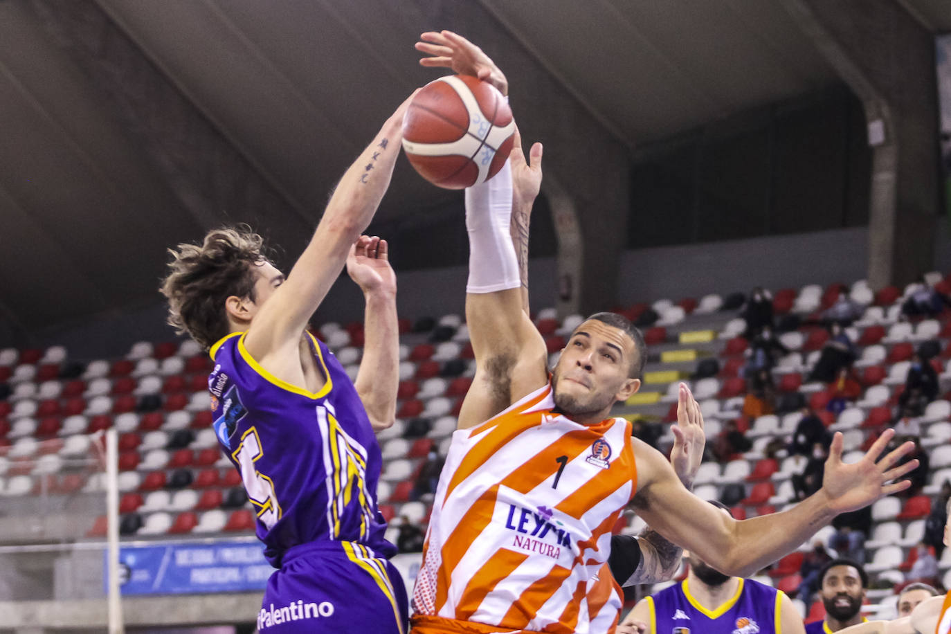 Los palentinos siguen sin ganar a domicilio esta temporada.