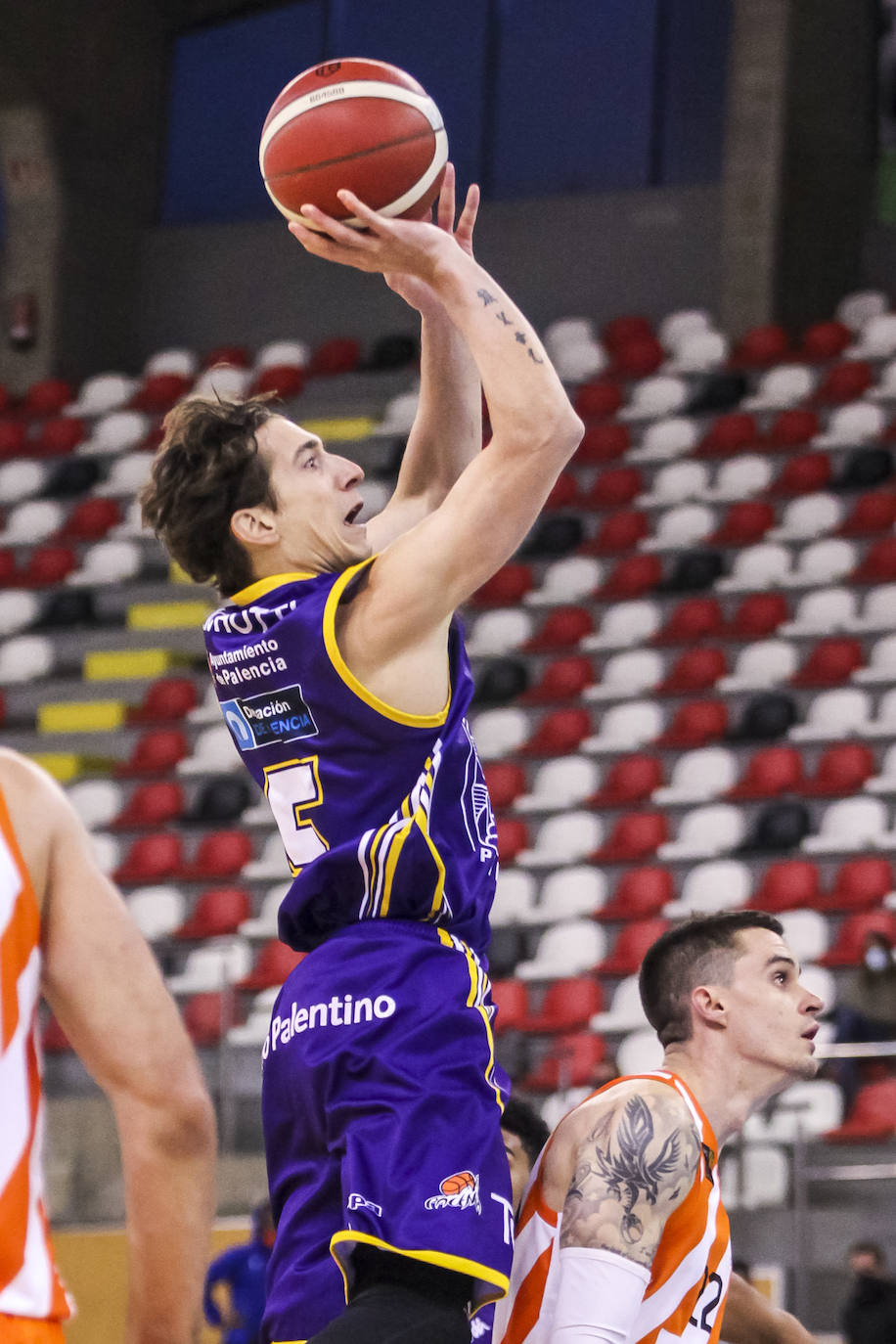 Los palentinos siguen sin ganar a domicilio esta temporada.