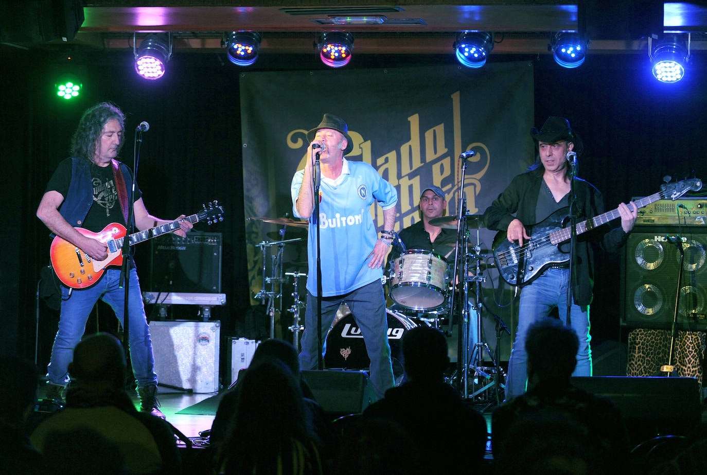 Fotos: Concierto de Cuidado con el perro en la Sala Porta Caeli