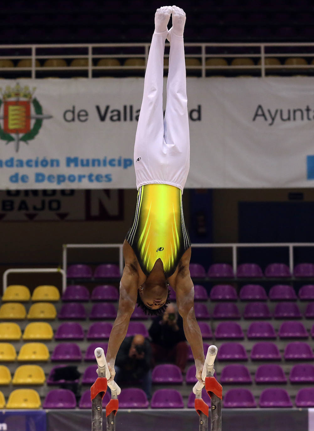 Fotos: Néstor Abad, campeón de España de gimnasia artística masculina