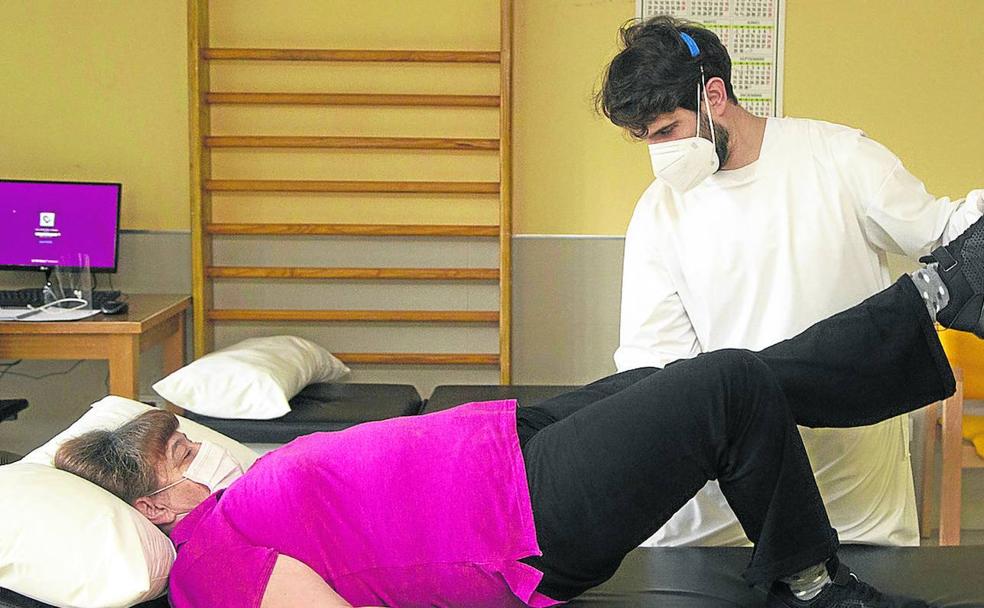 «No podía ni coger el tenedor para comer, era una pesadilla»