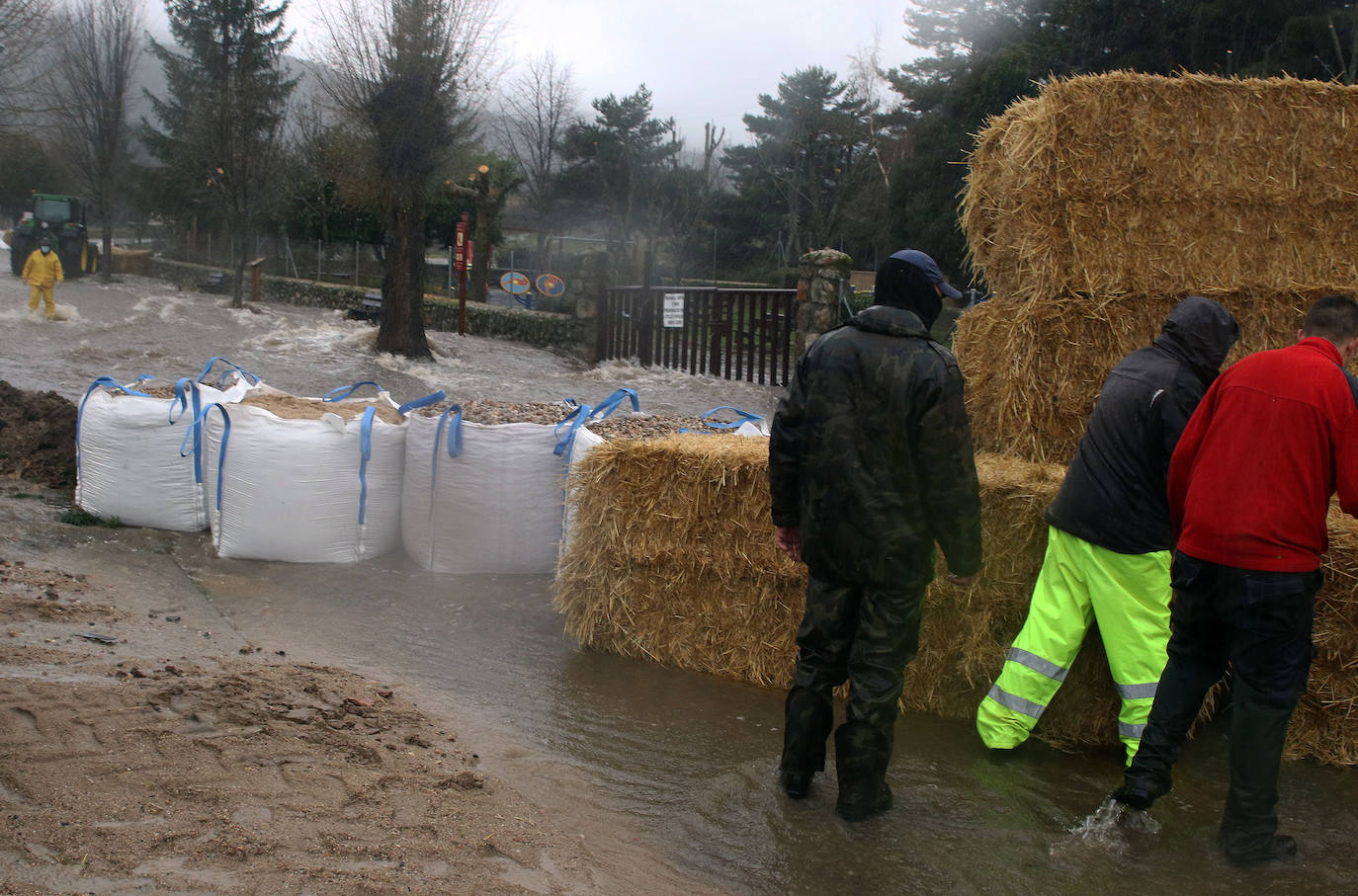 Inundaciones en la localidad segoviana de Navafría